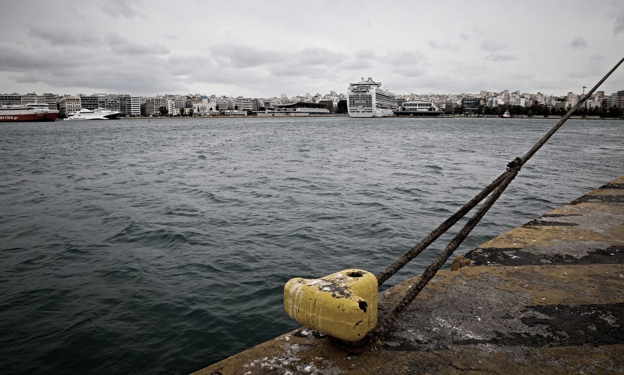 Νεκρή επιβάτιδα πλοίου μέσα στην καμπίνα της στο δρομολόγιο Χίος – Πειραιάς