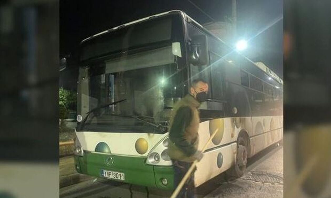 Πέταξαν μολότφ σε λεωφορείο εν κινήσει - Δεν υπήρξαν τραυματισμοί