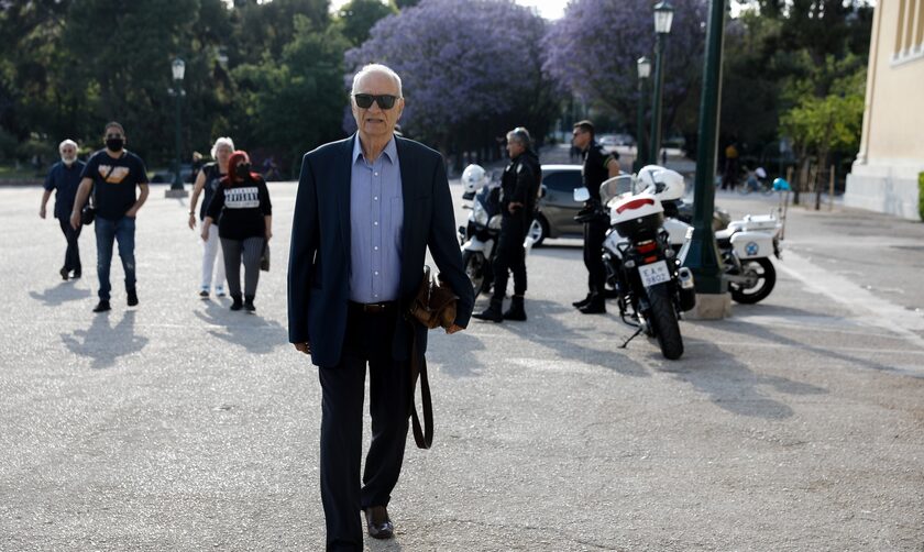 Βαρεμένος: Ανοιχτό το ενδεχόμενο αποχώρησής του από τον ΣΥΡΙΖΑ