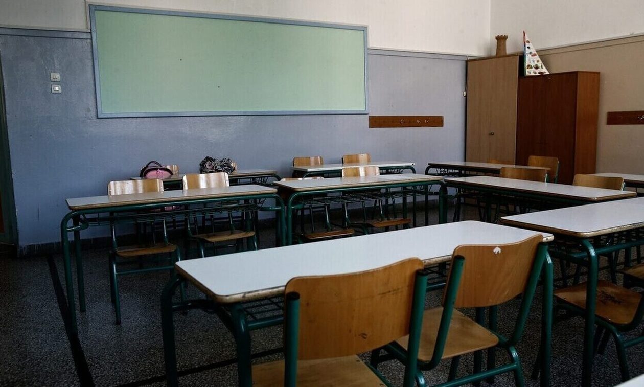 Βόλος: Έπεσαν σοβάδες σε δημοτικό σχολείο - Εκκενώθηκε το κτήριο