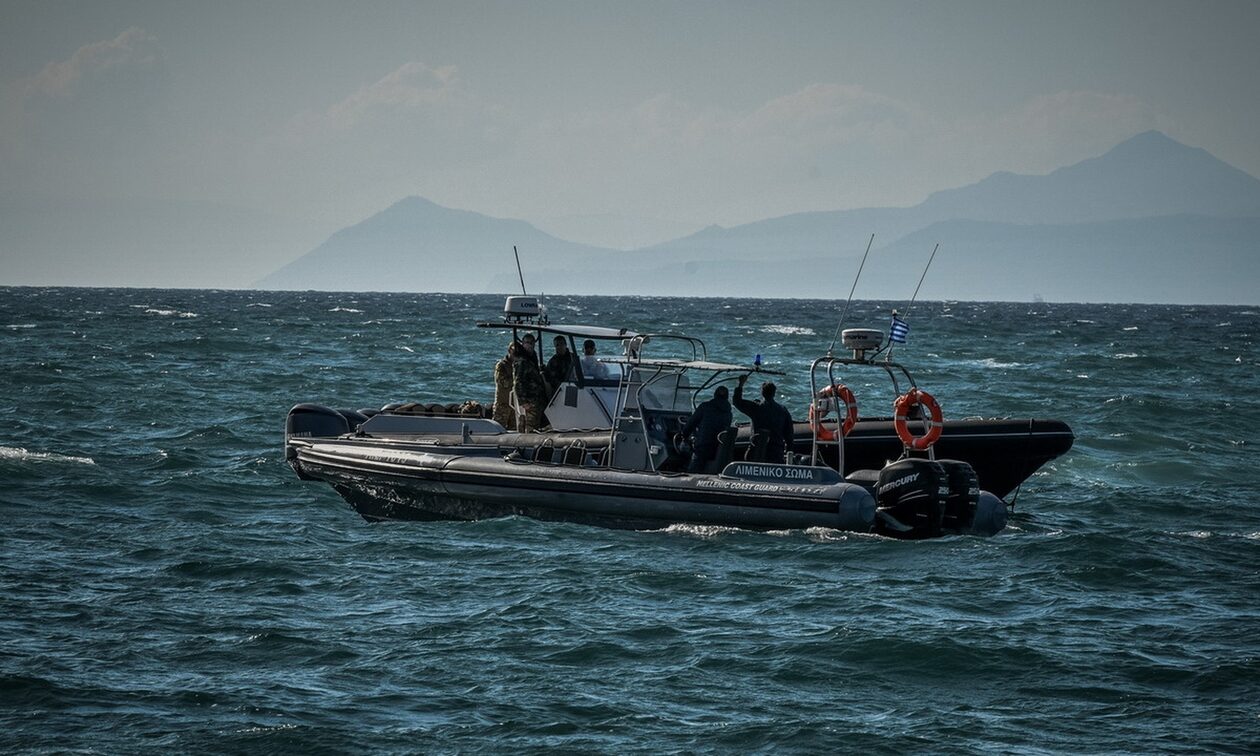 Ναυάγιο στη Μυτιλήνη: Συνεχίζονται οι έρευνες για τους 12 αγνοούμενους του πλοίου «Raptor»