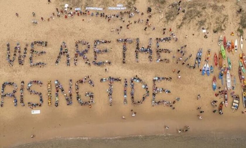 Διαδηλωτές απέκλεισαν το μεγαλύτερο λιμάνι μεταφοράς άνθρακα στην Αυστραλία