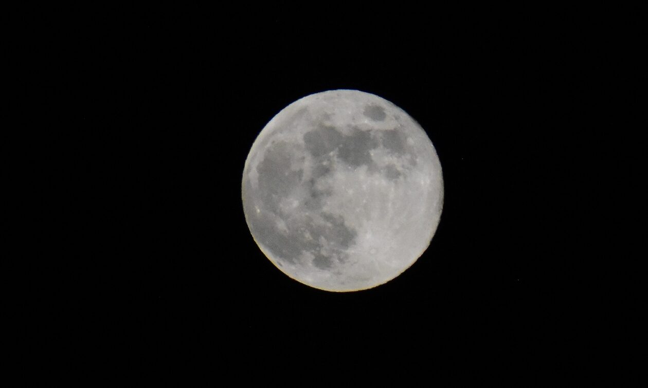 Πανσέληνος του Νοεμβρίου: Φώτισε τον βραδινό ουρανό της Αργολίδας το «Φεγγάρι του Κάστορα»