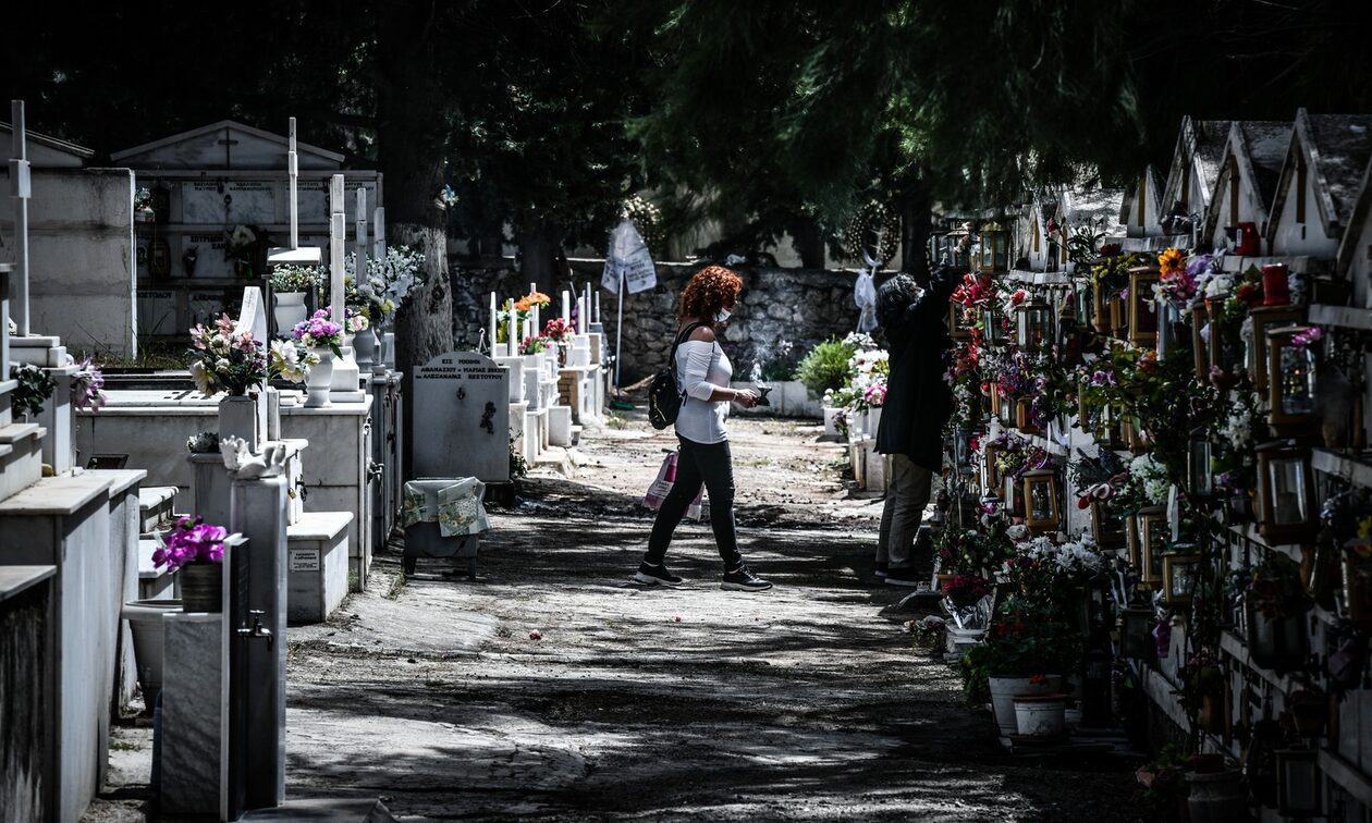 Ελαιόλαδο: Κλέβουν μπουκάλια από τα νεκροταφεία στη Θεσσαλονίκη – Οι αυξήσεις φέρνουν παραβατικότητα