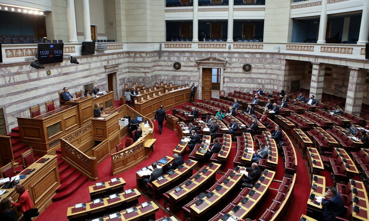 Βουλή: Υπερψηφίστηκε επί της αρχής το νομοσχέδιο για τα «κόκκινα» δάνεια