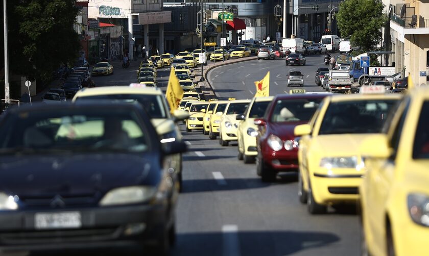 Χωρίς ταξί η Αθήνα την επόμενη εβδομάδα - Οι οδηγοί αντιδρούν στο φορολογικό νομοσχέδιο
