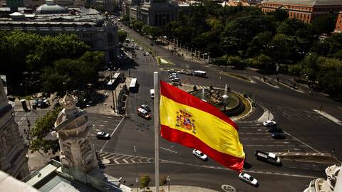 Ισπανία: Αύξηση κατά 4% σχεδιάζει για τον κατώτατο μισθό η κυβέρνηση
