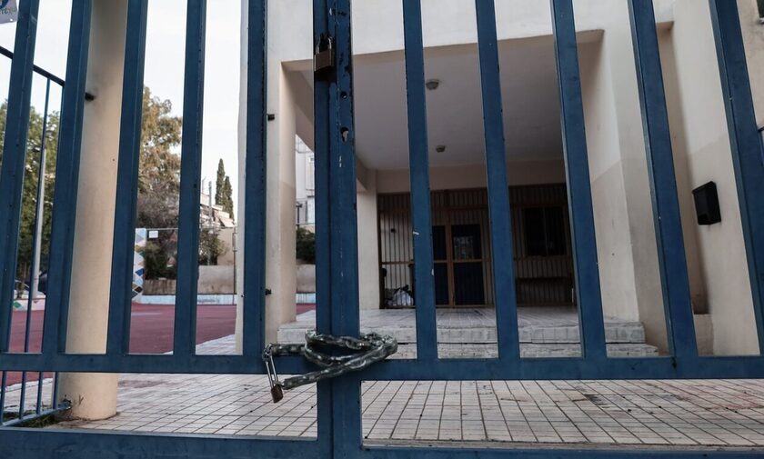 Απίστευτο περιστατικό σε σχολείο στη Μεσσηνία - 14χρονος μαχαίρωσε συμμαθητή του με σουγιά