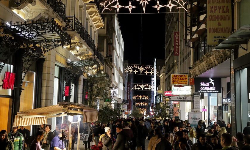 Εορταστικό ωράριο: Ποιες Κυριακές θα είναι ανοιχτά τα καταστήματα για Χριστούγεννα και Πρωτοχρονιά