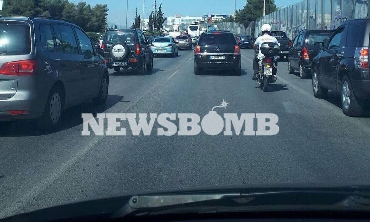 Κίνηση τώρα: Κομφούζιο στο κέντρο της Αθήνας - Πού υπάρχουν προβλήματα