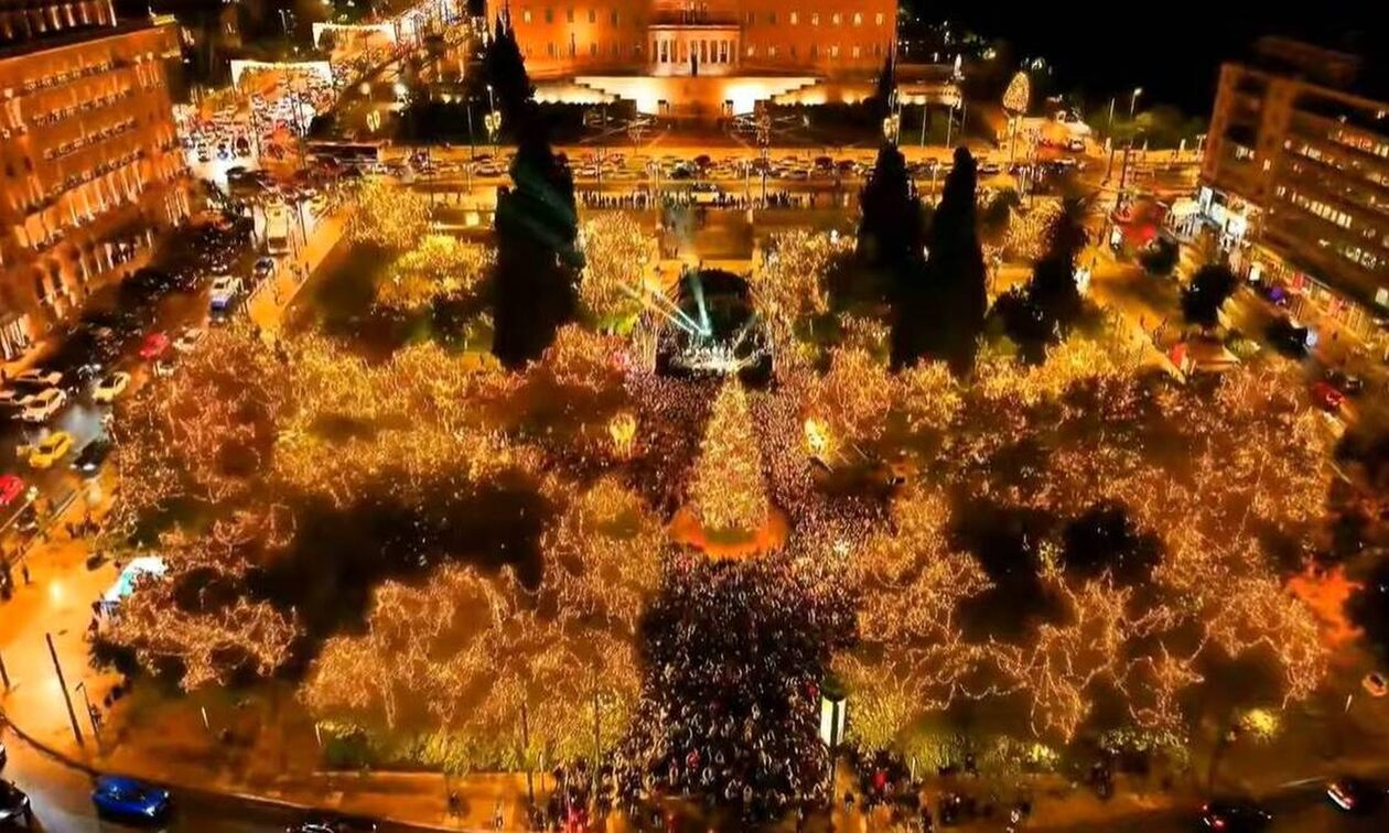 Χριστούγεννα στην στολισμένη Αθήνα