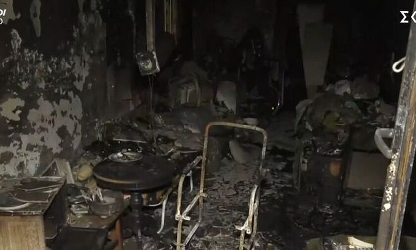 Θεσσαλονίκη: Πολυκατοικία «τυλίχθηκε» στις φλόγες - Εκκενώθηκε το κτήριο