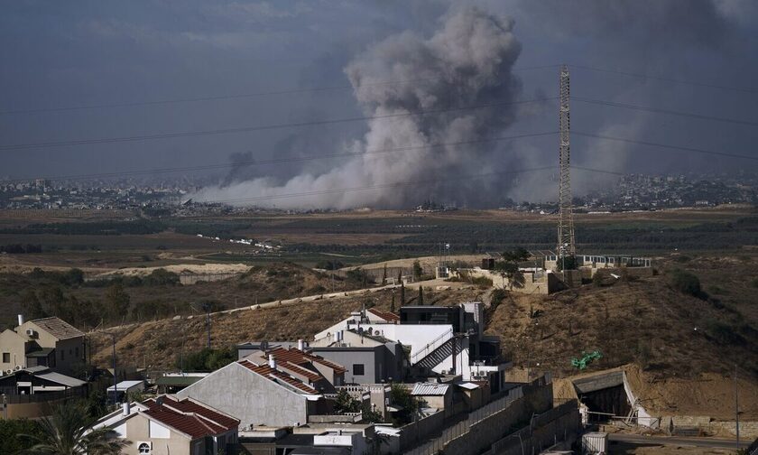Ο ισραηλινός στρατός περικυκλώνει τη Χαν Γιουνίς - Άγριες μάχες με τους μαχητές της Χαμάς