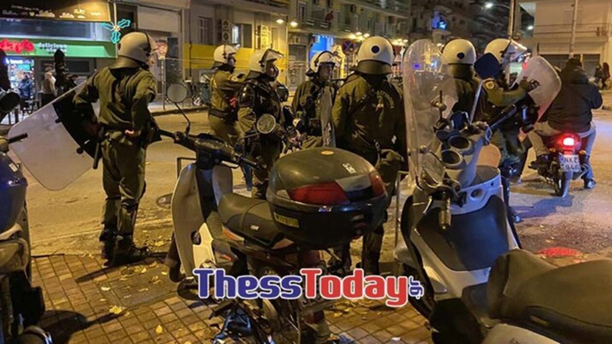 Θεσσαλονίκη: Επίθεση με μολότοφ στο Τουρκικό Προξενείο
