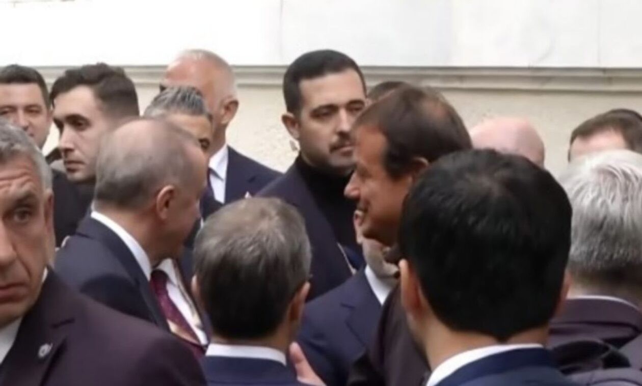 Ο Εργκίν Αταμάν συναντήθηκε με τον Ερντογάν στην πρεσβεία της Τουρκίας