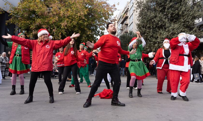 Ο Ελληνικός Ερυθρός Σταυρός γιορτάζει για τα παιδιά - Φαντασμαγορική χριστουγεννιάτικη εκδήλωση