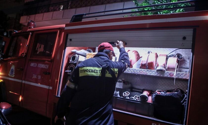 Θεσσαλονίκη: Φωτιά σε διαμέρισμα στη Δελφών – Στο νοσοκομείο δύο άτομα