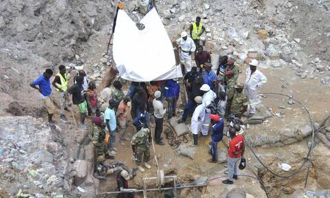 Ζάμπια: 11 νεκροί από κατολίσθηση σε μεταλλωρυχείο – Λιγοστεύει ο χρόνος για την ανεύρεση επιζώντων