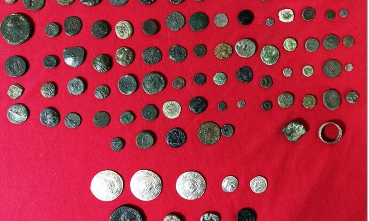 Δίωξη σε 63χρονο για αρχαιοκαπηλία: Θα μετέφερε παράνομα αρχαία νομίσματα στη Γερμανία