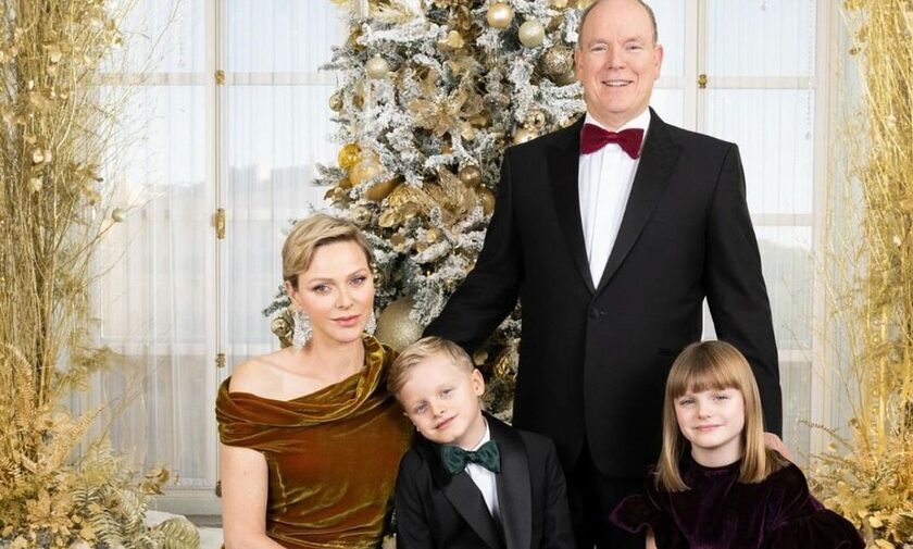 Οι «χρυσές» χριστουγεννιάτικες κάρτες των βασιλικών οικογενειών