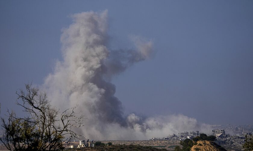 Σφοδροί βομβαρδισμοί στη Γάζα