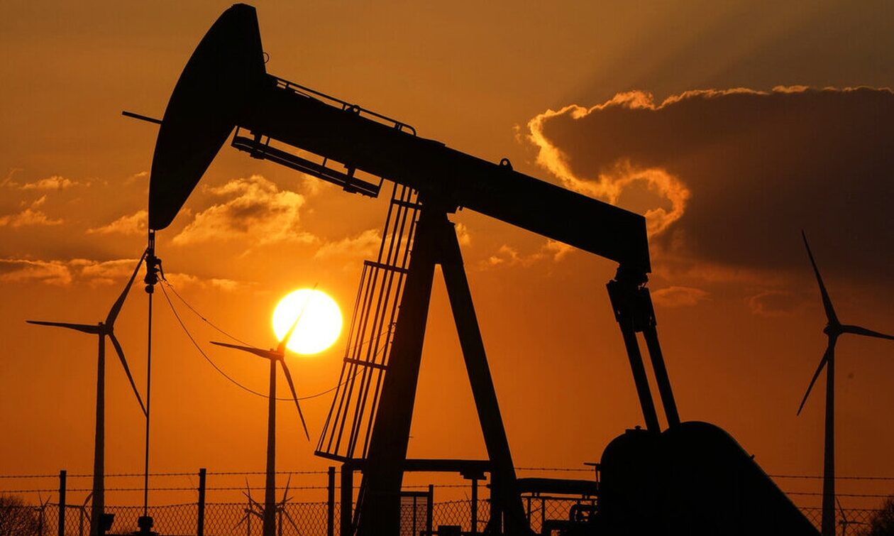 Ρωσία: Νέες περικοπές στις εξαγωγές πετρελαίου τον Δεκέμβριο
