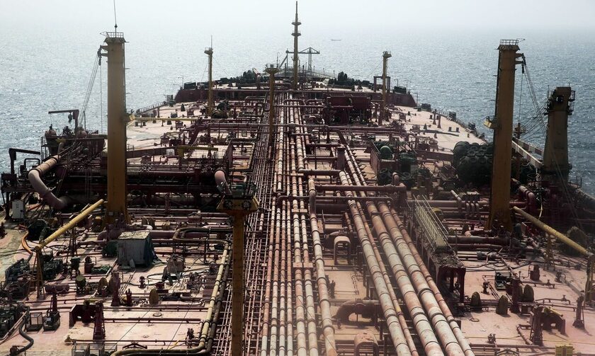 Αναταράξεις στο παγκόσμιο εμπόριο μετά τις επιθέσεις των Χούθι - Ανεβαίνει το πετρέλαιο