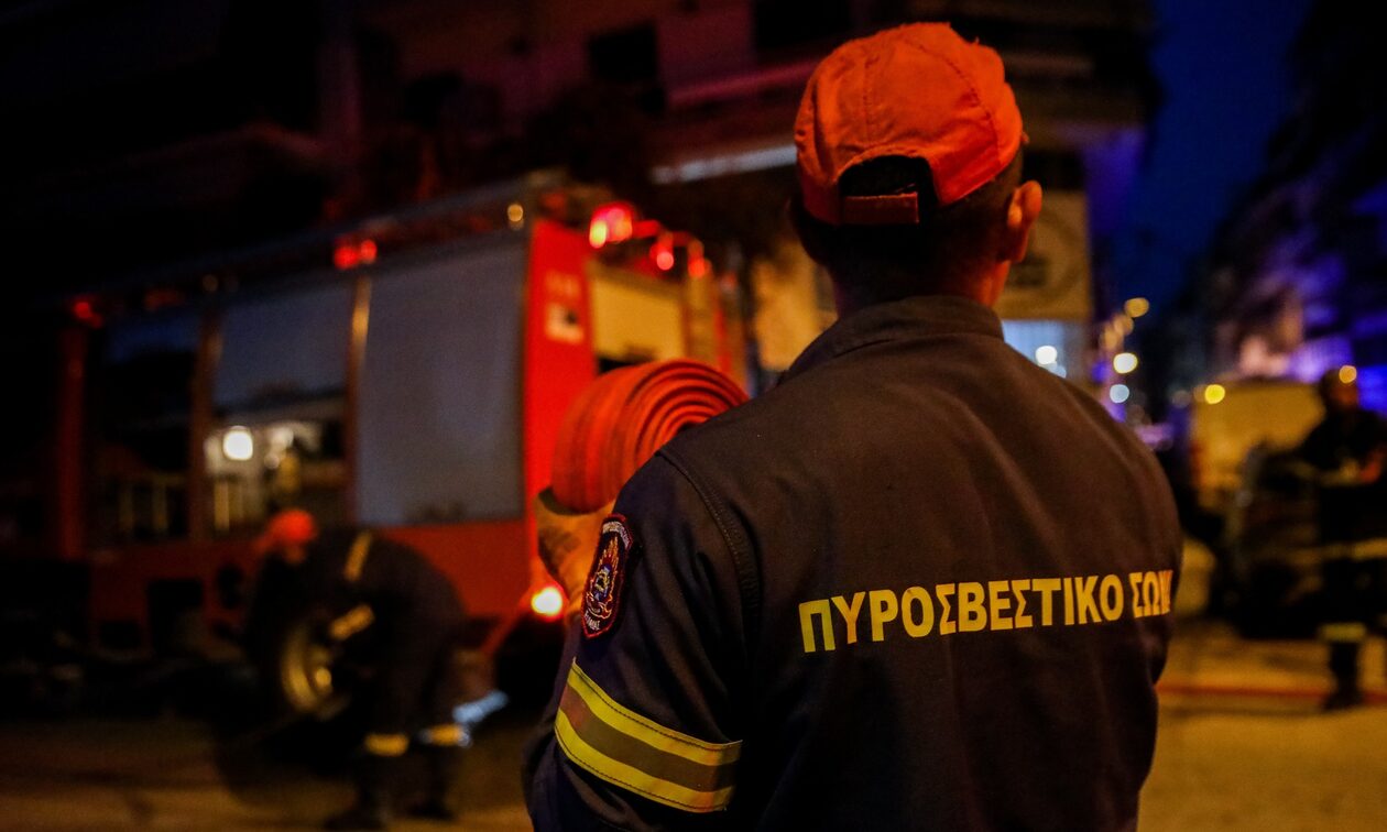 Φωτιά στην Ηλιούπολη: Ξέσπασε σε υπόγειο - Ισχυρή κινητοποίηση της Πυροσβεστικής
