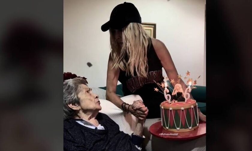 Άννα Βίσση: Το συγκινητικό βίντεο με τη μητέρα της στα γενέθλιά της - Τραγούδησαν μαζί