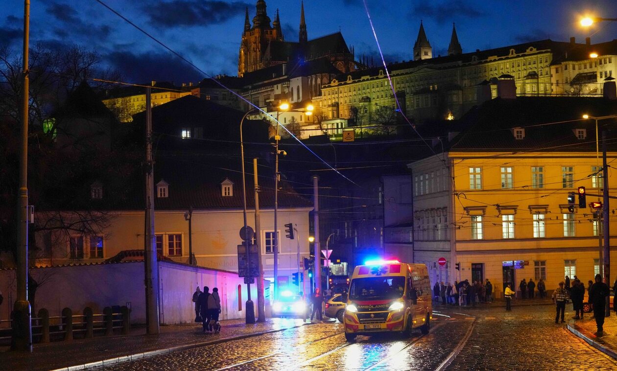 Πράγα: 11 νεκροί και 30 τραυματίες από πυροβολισμούς στο Ινστιτούτο Ελληνικών και Λατινικών Σπουδών
