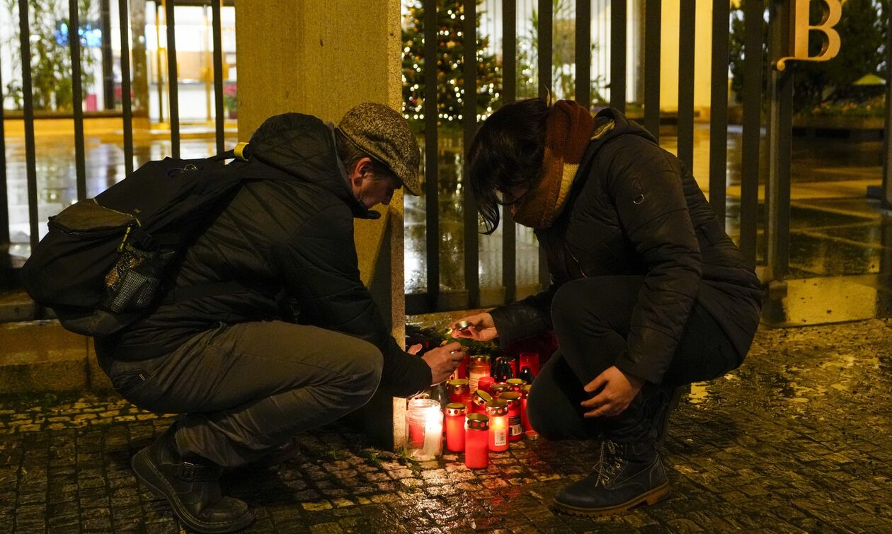 Πράγα: Συγκλονίζουν οι μαρτυρίες Ελλήνων φοιτητών – «Οι φοιτητές πηδούσαν από το παράθυρο»