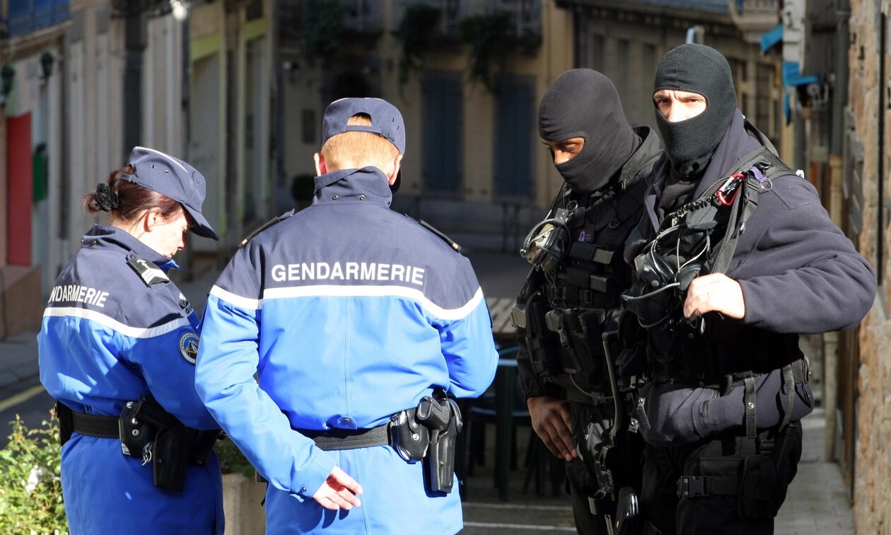 Γαλλία: Σε ύψιστο αντιτρομοκρατικό συναγερμό ενόψει εορτών - Απετράπη νέα επίθεση