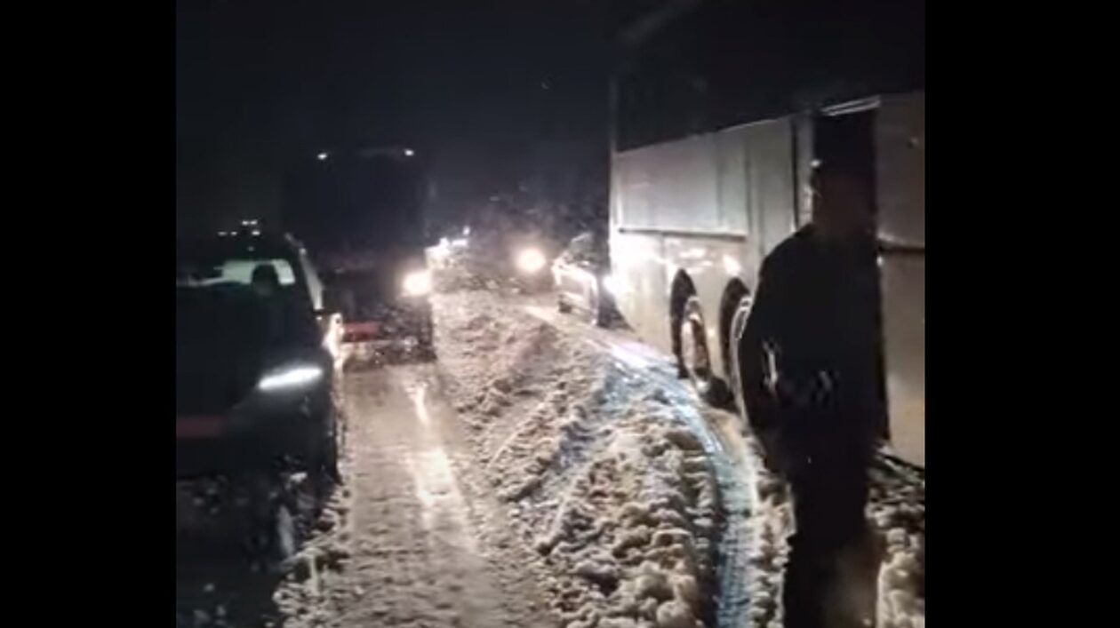 Αυστρία: Εγκλωβισμένοι 100 Θεσσαλονικείς σε πούλμαν στο δρόμο προς Βιέννη  - Τεράστια ταλαιπωρία