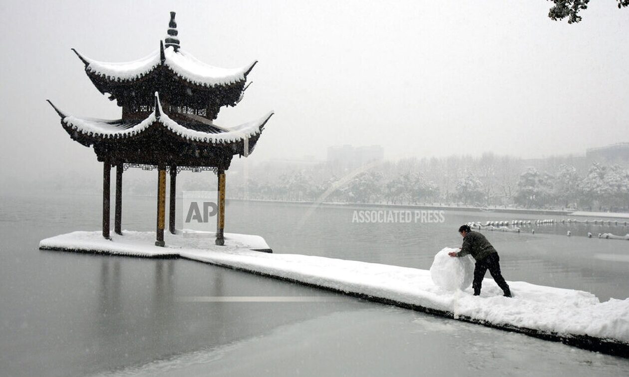 Κίνα: Στην κατάψυξη το Πεκίνο - Κατέγραψε ρεκόρ ωρών με θερμοκρασίες υπό του μηδενός - 40 Κελσίου