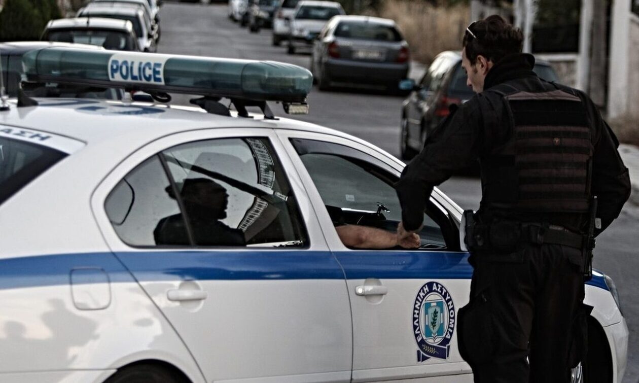 Μυτιλήνη: Χριστουγεννιάτικη καταδίωξη και σύλληψη «νταή» οδηγού