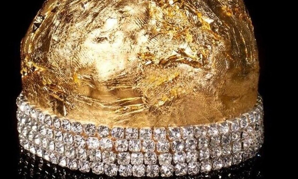 Ιταλία: Το ακριβότερο πανετόνε στον κόσμο περιέχει χρυσό και διαμάντια - Η αστρονομική τιμή του