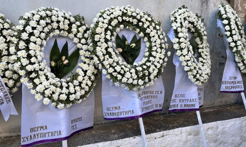 Επαμεινώνδας Κωστέας: Αυτή την ώρα η κηδεία του Επισμηναγού - Οδύνη και θρήνος στη Μάνη