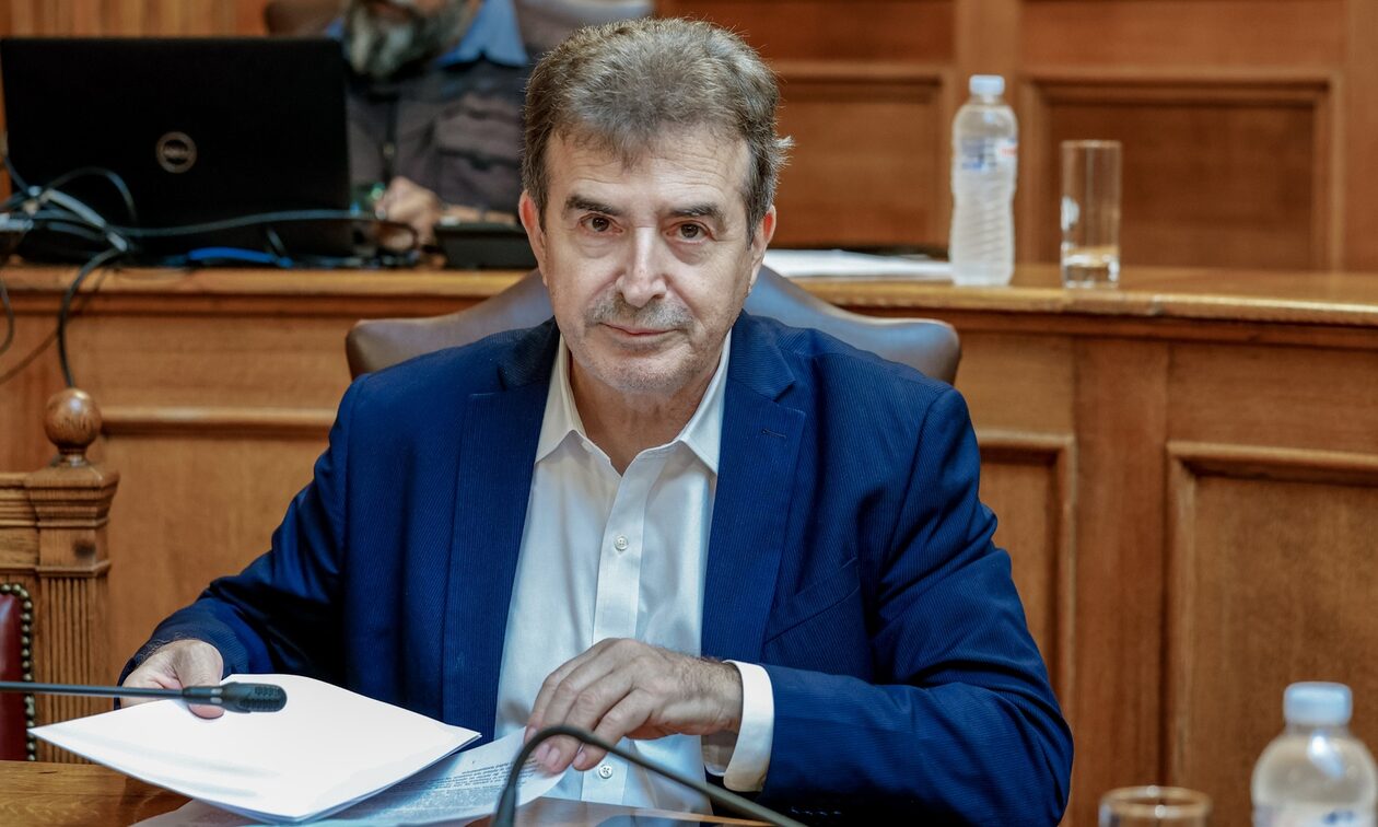 Θα πάθει τίποτα ο Χρυσοχοΐδης και δεν θα ξέρουμε τι να κάνουμε το Υπουργείο Προστασίας του Πολίτη…