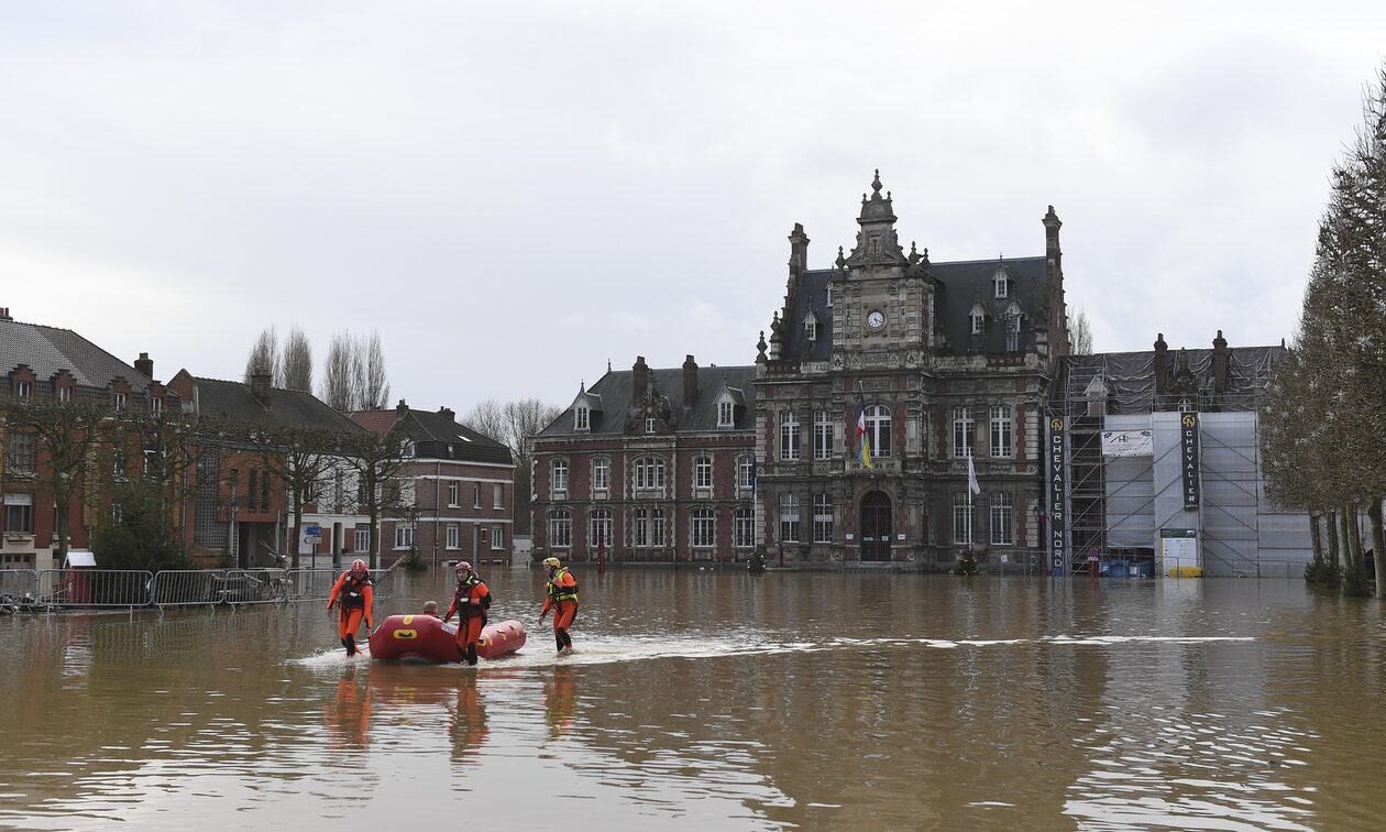 Γαλλία: Έκτακτα μέτρα μετά το νέο κύμα καταστροφικών πλημμύρων - Τι αποφάσισε η κυβέρνηση