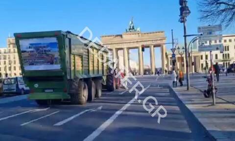 Βγήκαν στο κέντρο του Βερολίνου τα τρακτέρ