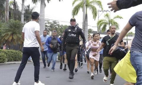 Εκτός ελέγχου η κατάσταση στον Ισημερινό – Τουλάχιστον 10 νεκροί σε βίαια επεισόδια συμμοριών