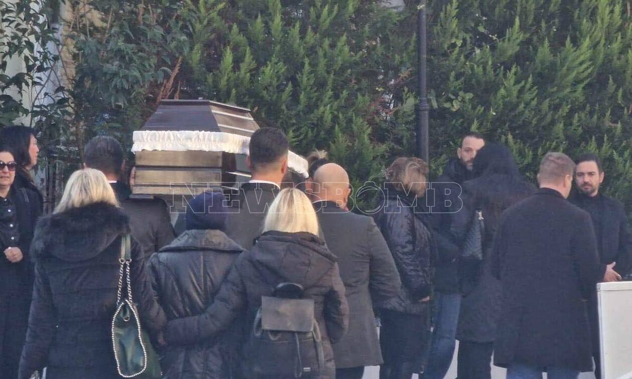 Θεσσαλονίκη: Θρήνος στην κηδεία της 41χρονης Γεωργίας που δολοφονήθηκε από τον σύντροφό της