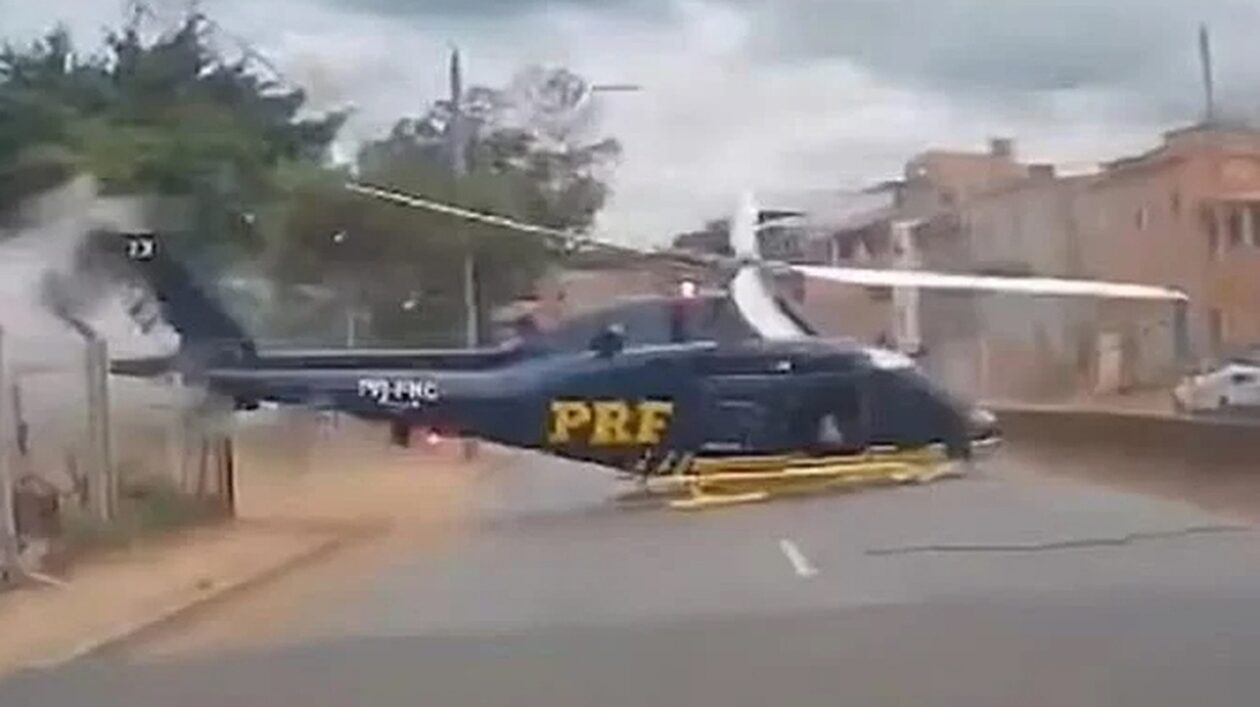 Βραζιλία: Η τρομακτική στιγμή που ελικόπτερο της Αστυνομίας κάνει αναγκαστική προσγείωση σε δρόμο