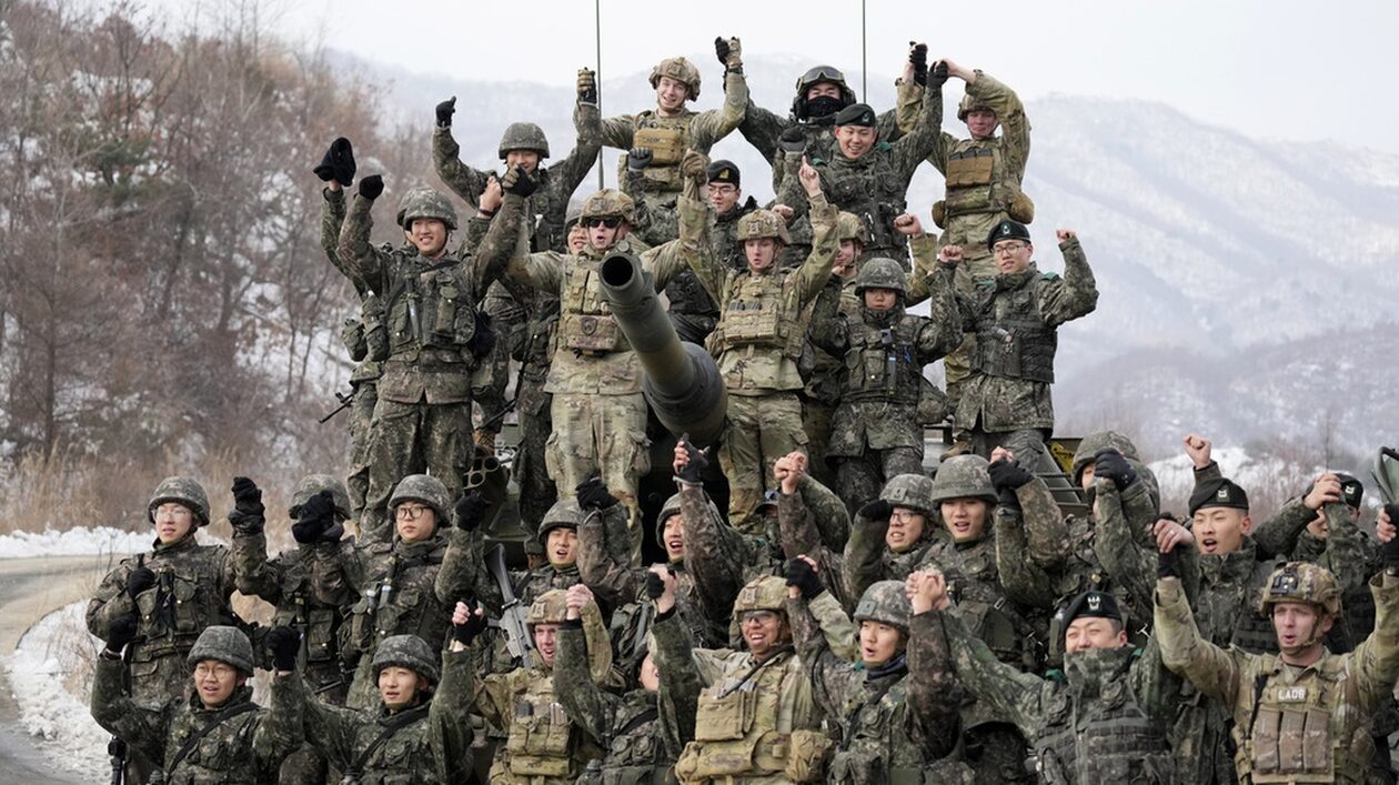 ΝΑΤΟ: Κινητοποιεί 90.000 στρατιώτες - Η μεγαλύτερη άσκηση μετά τον Ψυχρό Πόλεμο