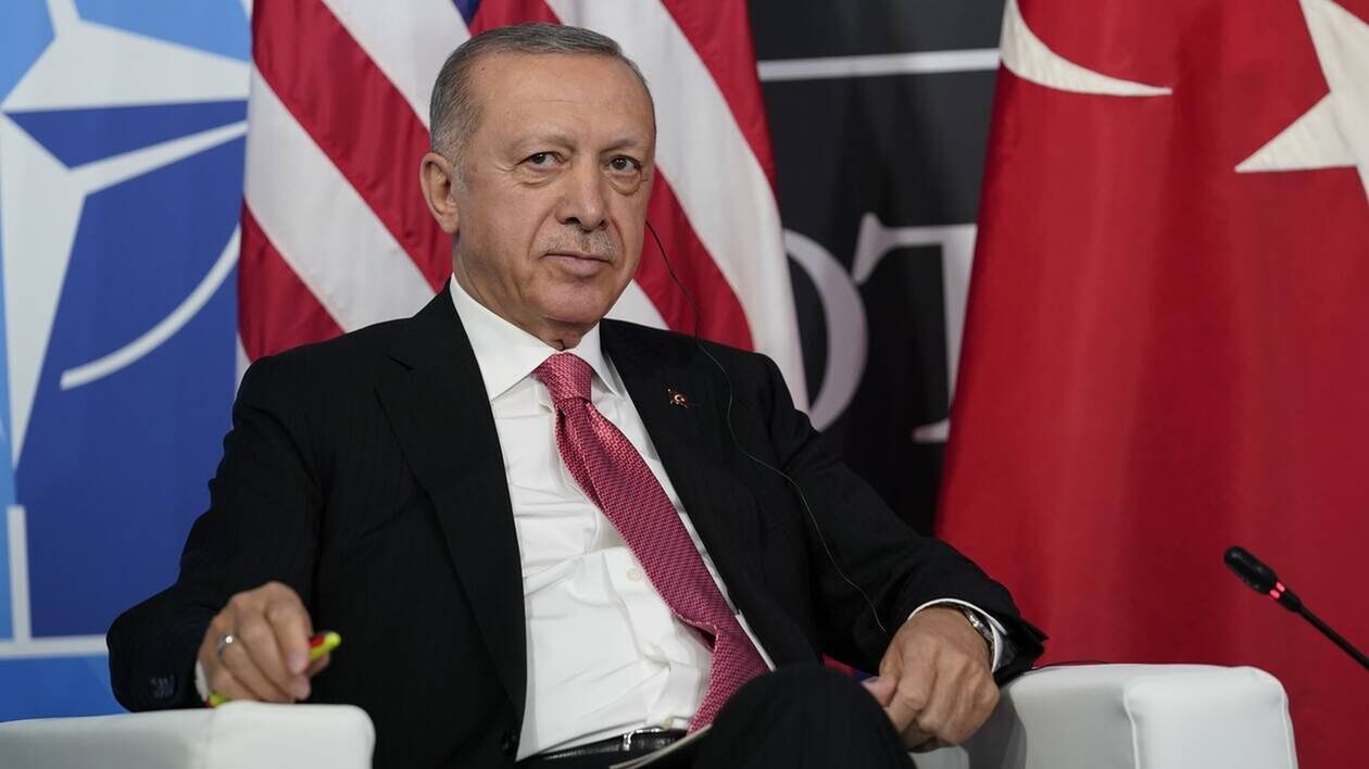 Τουρκία δημοτικές εκλογές: Ποιους στηρίζει ο Ερντογάν σε Άγκυρα και Σμύρνη