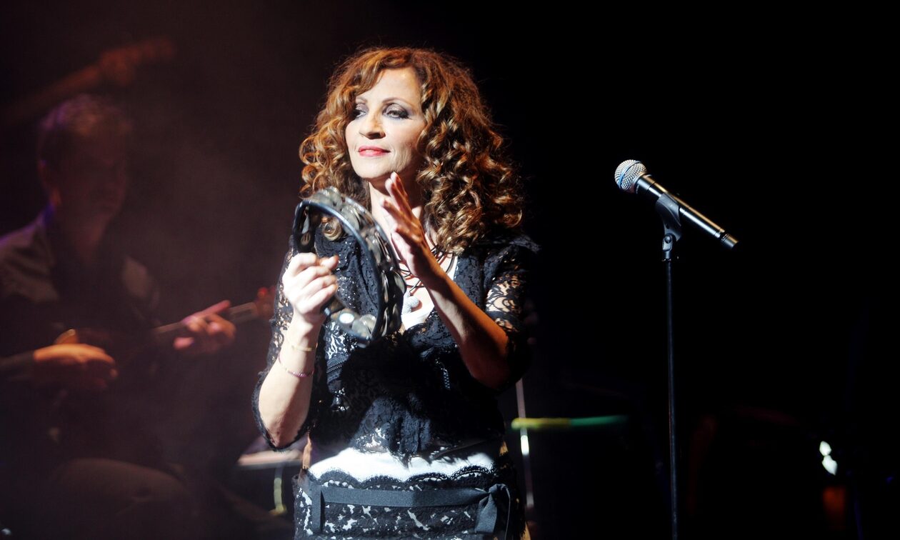 Γλυκερία: Πέθανε η μητέρα της γνωστής τραγουδίστριας - Aναβάλλεται η αποψινή της εμφάνιση