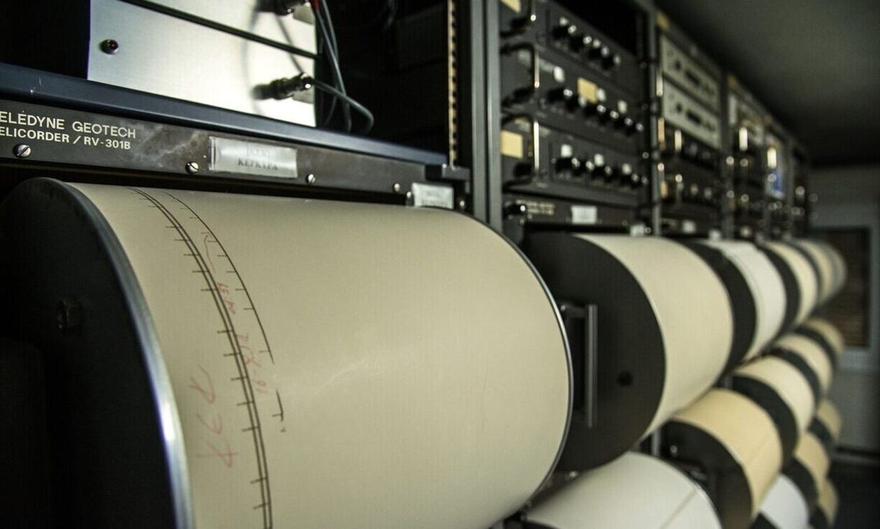 Καραστάθης για σεισμό στην Κύμη: «Μικρής δυναμικότητας ρήγμα - Ανατολικότερα υπάρχουν πιο ισχυρά»