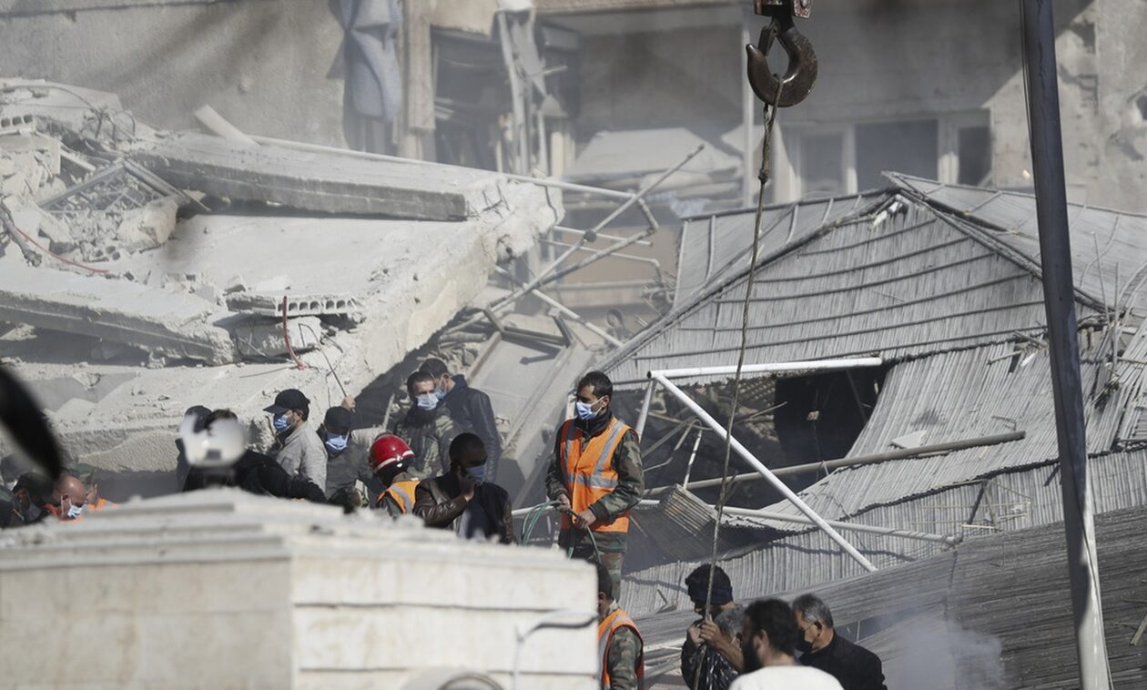 Συρία: Δώδεκα oι νεκροί από το ισραηλινό πλήγμα στη Δαμασκό