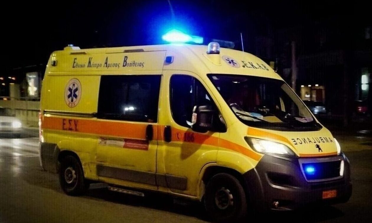 Τροχαίο δυστύχημα στον Μαραθώνα:  Φορτηγό συγκρούστηκε με αυτοκίνητο - Ένας νεκρός