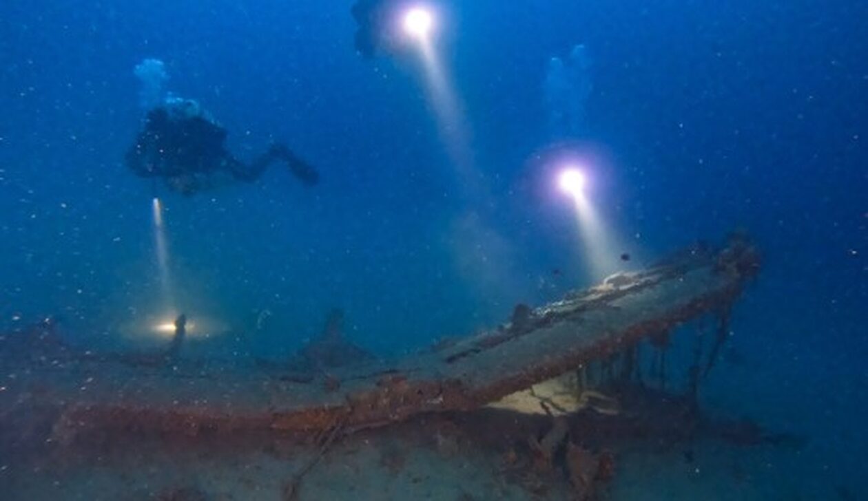 Ανακαλύφθηκε νέο ναυάγιο στο Φάληρο - Δείτε το βίντεο από τους υποβρύχιους δύτες